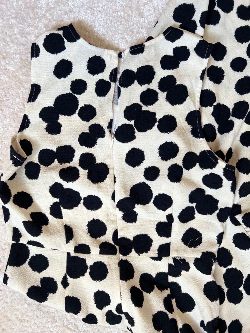 Black-and-white polka dot midi dress - Picture 5 of 6